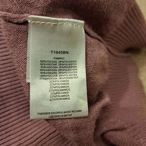 Molly Bracken Knit Sleeveless Turtleneck Top - Picture 5 of 6